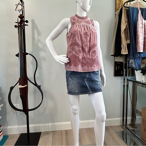 Anthropologie Floreat Myleen Crushed Velvet Top - Picture 5 of 14